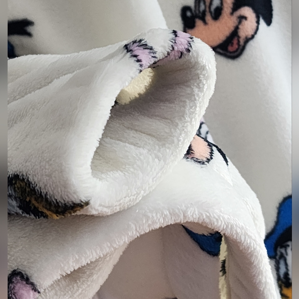 Disney Minnie and mickey mouse and friends cozy fur lined hoodie sweaters new - Picture 2 of 5